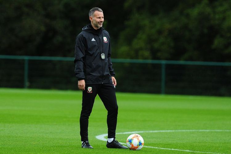 Former Manchester United player Ryan Giggs arrested