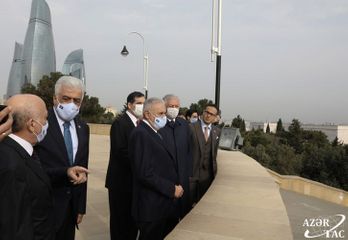 Binali Yıldırım attended grave of Heydar Aliyev and Martyrs’ alley