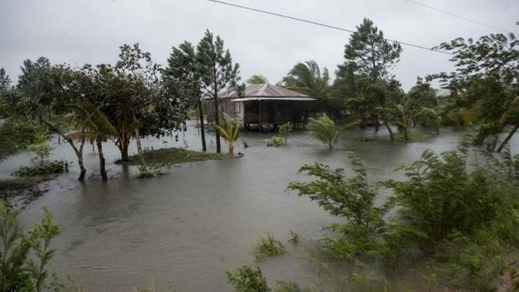 Storm Eta batters Central America killing three