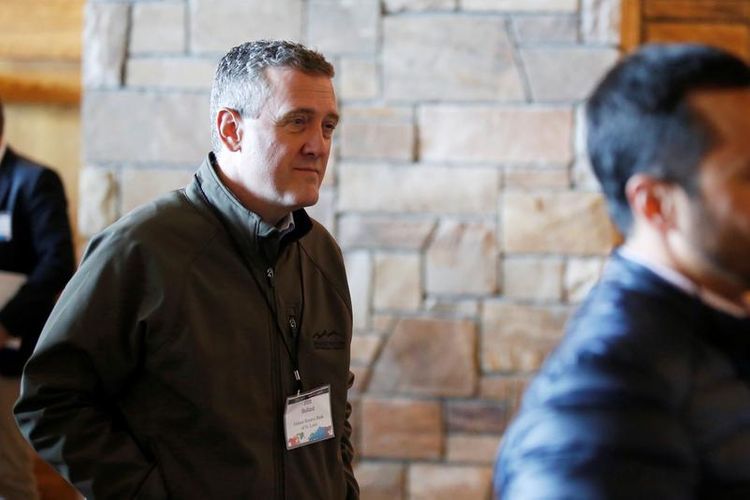 Fed officials differ over economy's risks as coronavirus surges