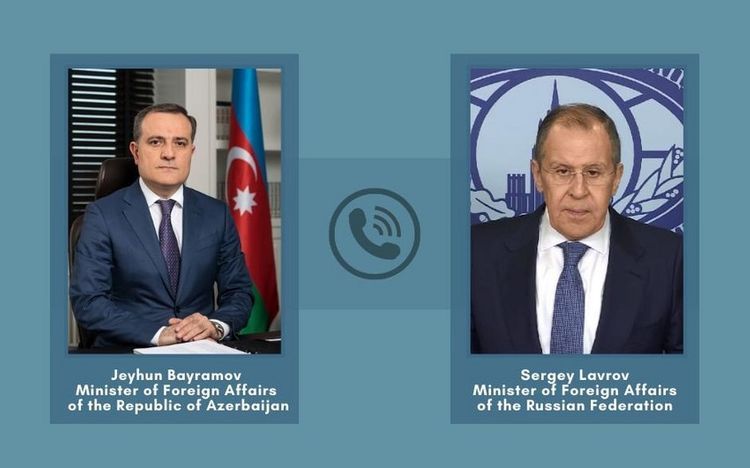 Azerbaijani and Russian FMs hold phone conversation