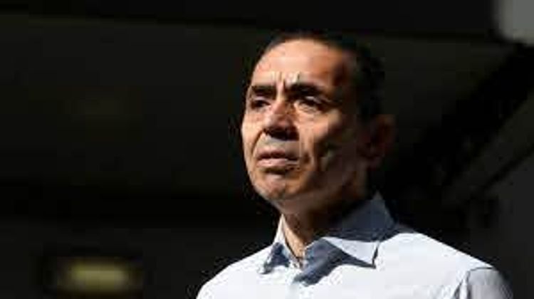 Normal life back next winter, says vaccine creator