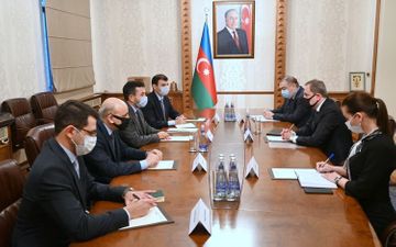 Azerbaijani FM meets with President of OIC Youth Forum