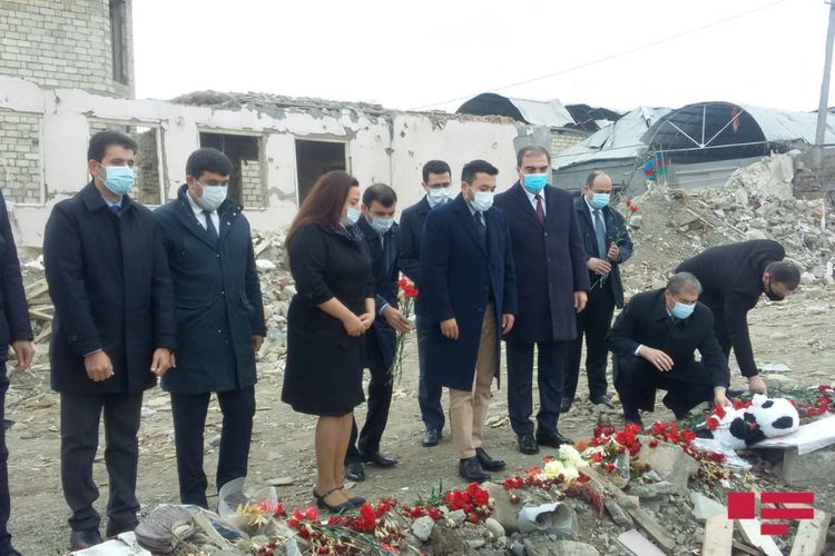 OIC Youth Forum representatives visit missile hit area in Ganja by Armenia