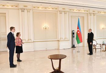 President Ilham Aliyev received credentials of incoming Dutch ambassador - UPDATED