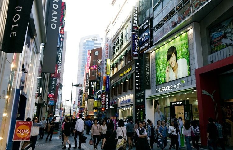 South Korea warns of return to tough COVID measures to fight third wave