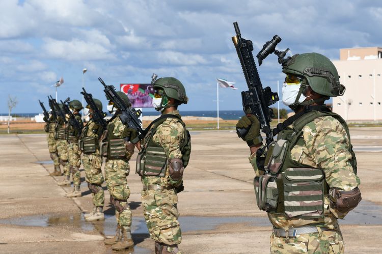 Libyan soldiers complete Turkish army training