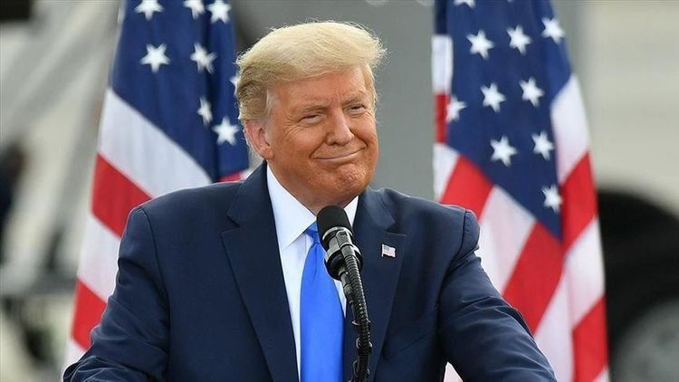 Trump pardons Thanksgiving turkeys
