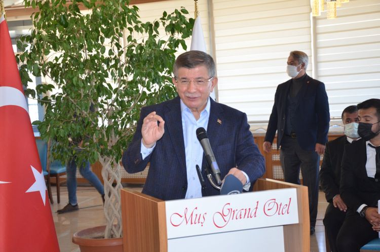 Former Turkish PM Davutoglu tests positive for COVID-19
