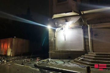 3 medical workers killed as car rams into market in Baku - PHOTO