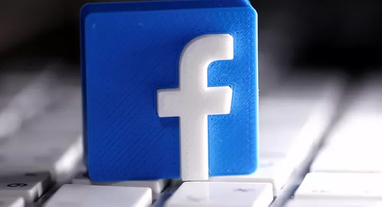 Facebook bans all pages, groups & Instagram accounts linked to QAnon