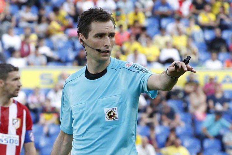 UEFA appoints Armenian descent French referee to the match of Azerbaijani national team