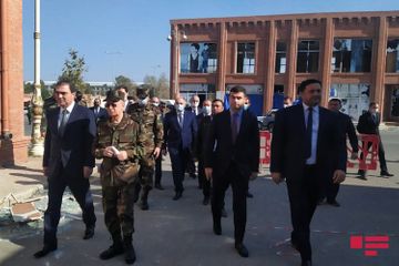 Azerbaijani Minister of Emergency Situations inspected territories hit by Armenian missiles in Ganja
