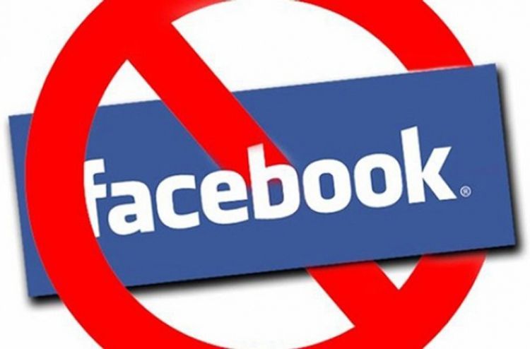 Facebook bans anti-vaccination ads