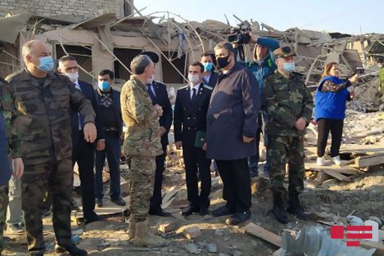 Azerbaijan's Prosecutor General and the Minister of Emergency Situations arrived at the scene in Ganja - UPDATED - PHOTO