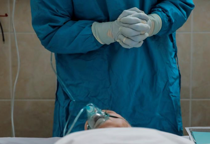 Global coronavirus cases rise by one-day record of 400,000