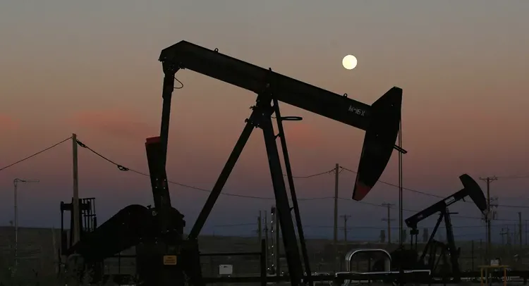 OPEC+ Oil Ministers to discuss oil cuts on Monday