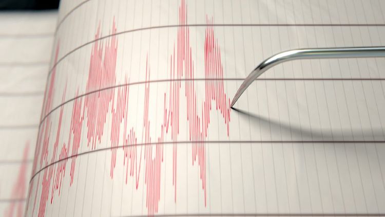 Magnitude 7.5 quake strikes off Alaska's Aleutians: USGS