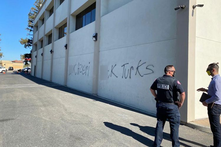 Armenians commit vandalism act against Azerbaijanis in California