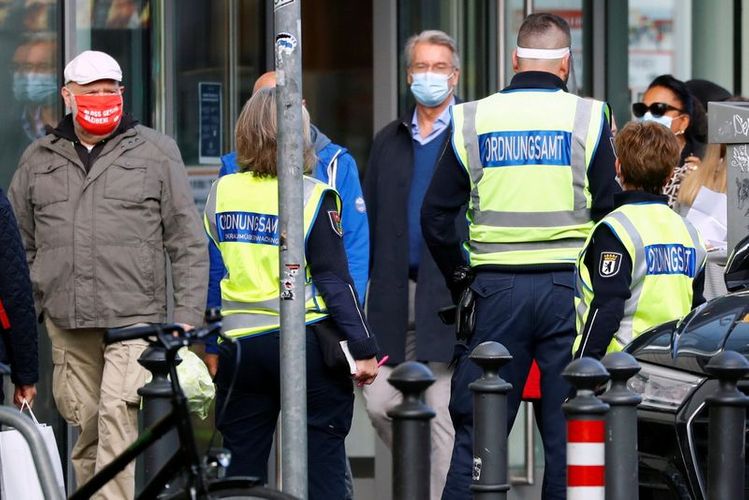 Germany's confirmed coronavirus cases rise by 8,685 to 437,866