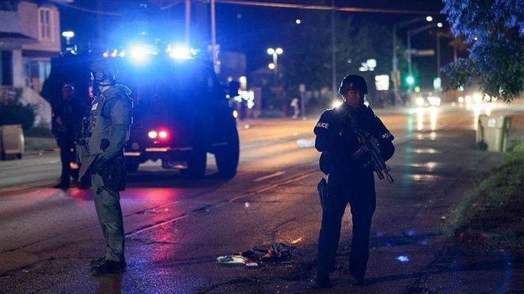 US: Black man shot dead by Philadelphia police