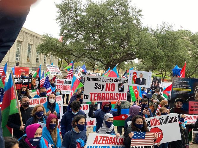 Protest was made in Texas against terrorist acts committed by Armenians in Azerbaijan’s Barda and Ganja cities