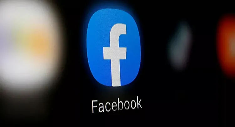 Facebook plans to block all political adds in week before US election, Zuckerberg says
