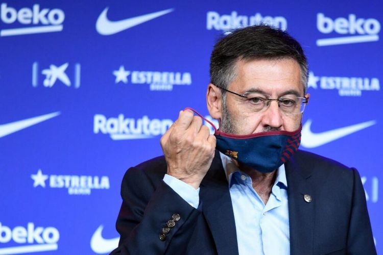 Barcelona president Bartomeu accused of corruption
