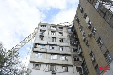 Two houses damaged as a result of crane turnover onto residential building in Baku - PHOTO - VIDEO - UPDATED