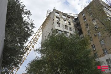 Two houses damaged as a result of crane turnover onto residential building in Baku - PHOTO - VIDEO - UPDATED