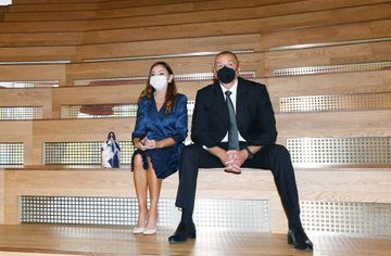 President Ilham Aliyev and first lady Mehriban Aliyeva attended opening of two new blocks of ADA University - UPDATED