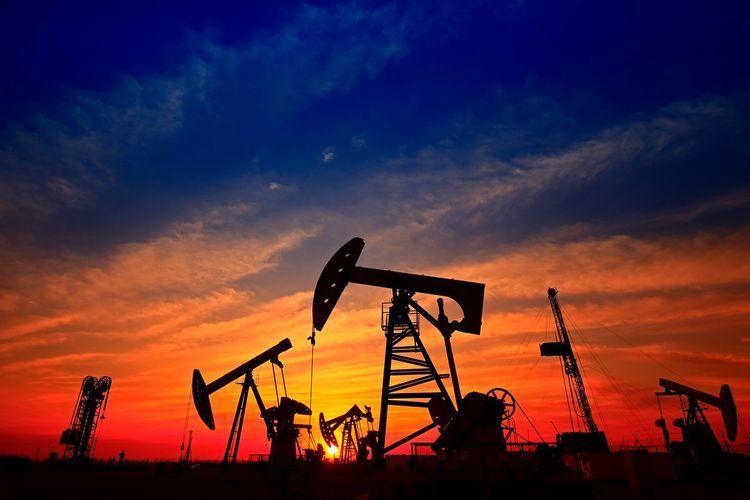 Oil prices decrease on world markets