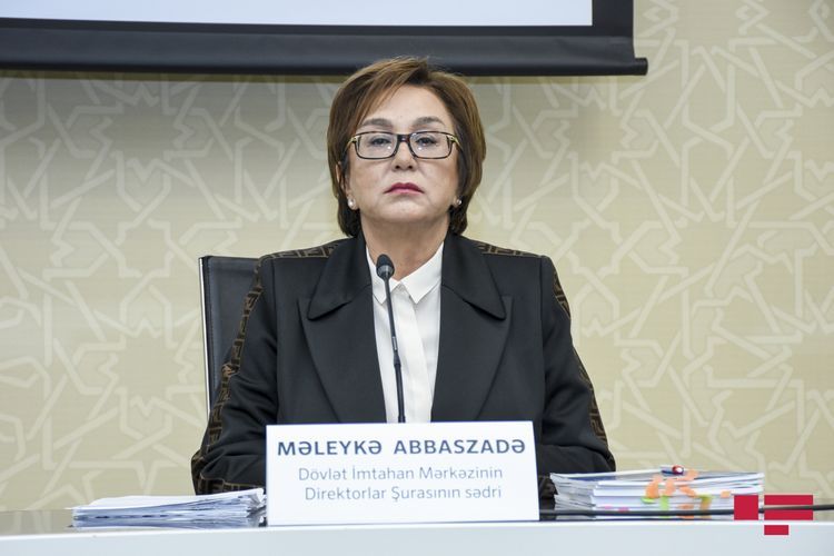 Azerbaijan's SEC Chairperson addresses the applicants and parents