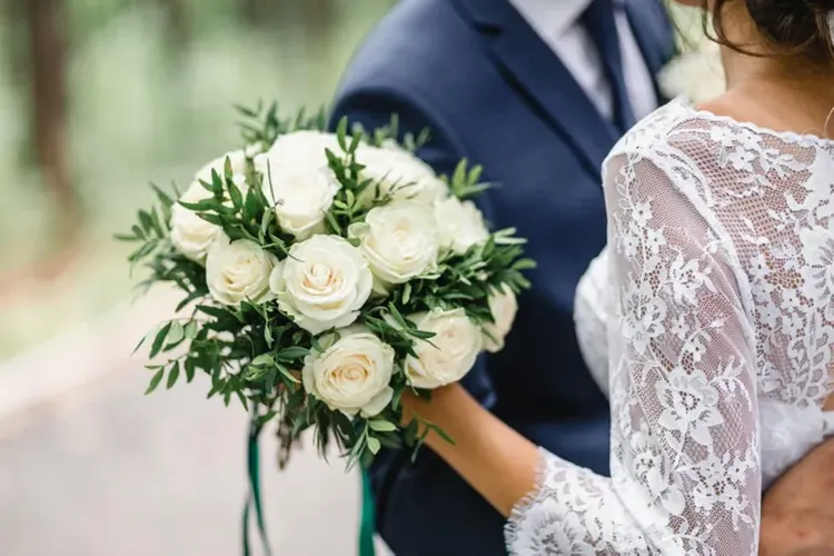 Number of participants in weddings not to exceed 10 persons in Georgia