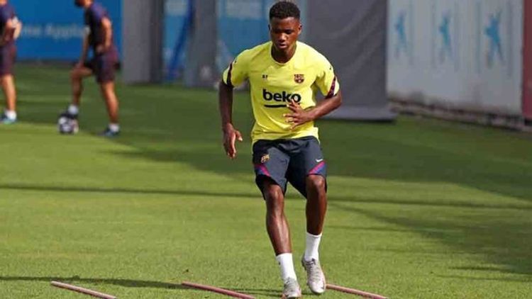 Ansu Fati injures his hip in Barcelona training session on Friday