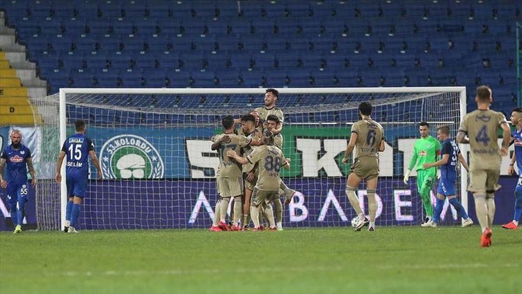 Fenerbahce beat Rizespor 2-1 in 1st game of new season