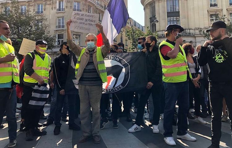 About 300 people detained during Yellow Vests protests in France — minister