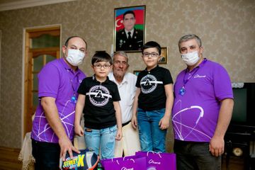 Azercell congratulates top scoring applicants and  martyrs’ children on Knowledge Day  - PHOTO