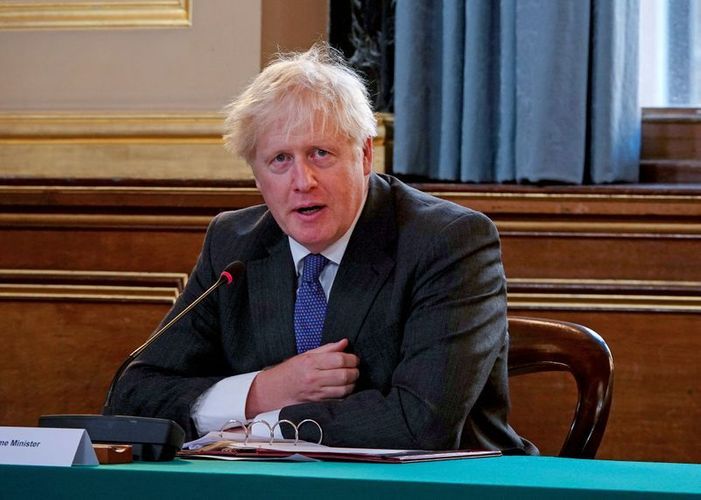UK sees "a way through" parliamentary maze for Brexit treaty breach bill