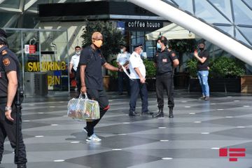 Galatasaray club arrived in Baku - PHOTOSESSION