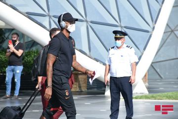 Galatasaray club arrived in Baku - PHOTOSESSION