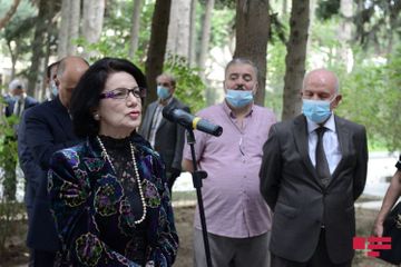 Graves of Uzeyir Hajibeyli and musical figures in l Honorary Alley were visited