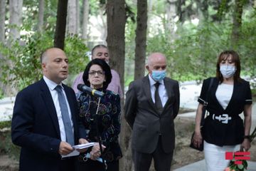 Graves of Uzeyir Hajibeyli and musical figures in l Honorary Alley were visited