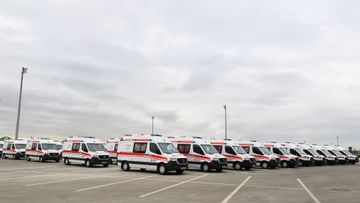 President Ilham Aliyev and first lady Mehriban Aliyeva viewed new ambulance vans delivered to Azerbaijan - UPDATED
