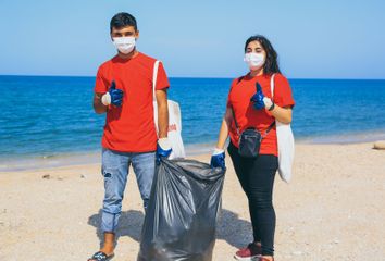 Environmental campaign held at the beaches of Baku under the motto of "Protect the Caspian Sea!" - PHOTO
