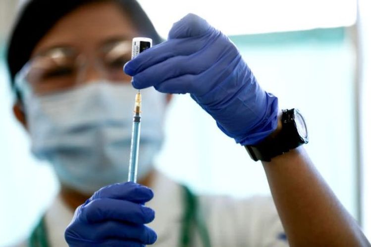 Japan getting more Pfizer COVID-19 vaccines to immunise elderly faster
