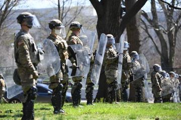 US Capitol on lockdown after 2 officers rammed by car - VIDEO