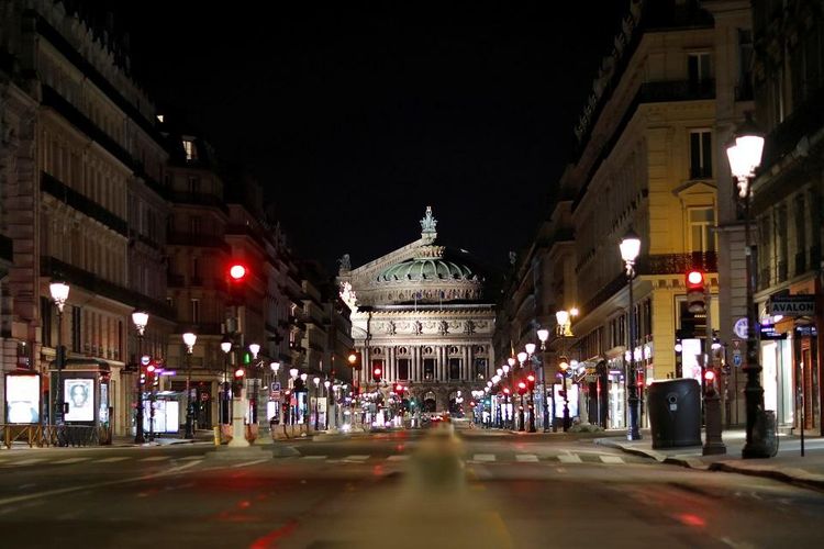 France sees biggest jump in COVID-19 intensive care patients in months