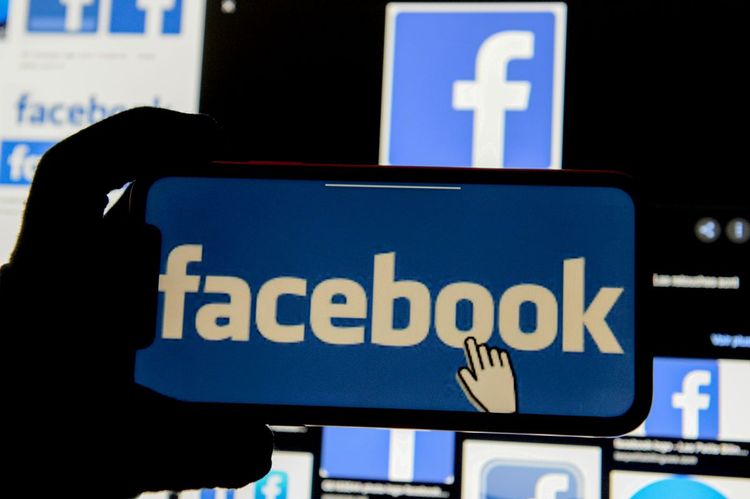Leaker says they are offering private details of 500 million Facebook users