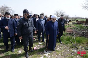 CMO chairman and heads of religious confessions visited Imarat cemetery in Aghdam